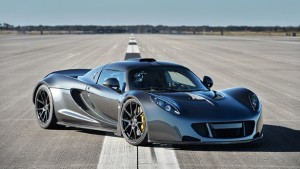 image 41 300x169 Hennessey Venom stanovilo nový rychlostní rekord   435.3 km/h